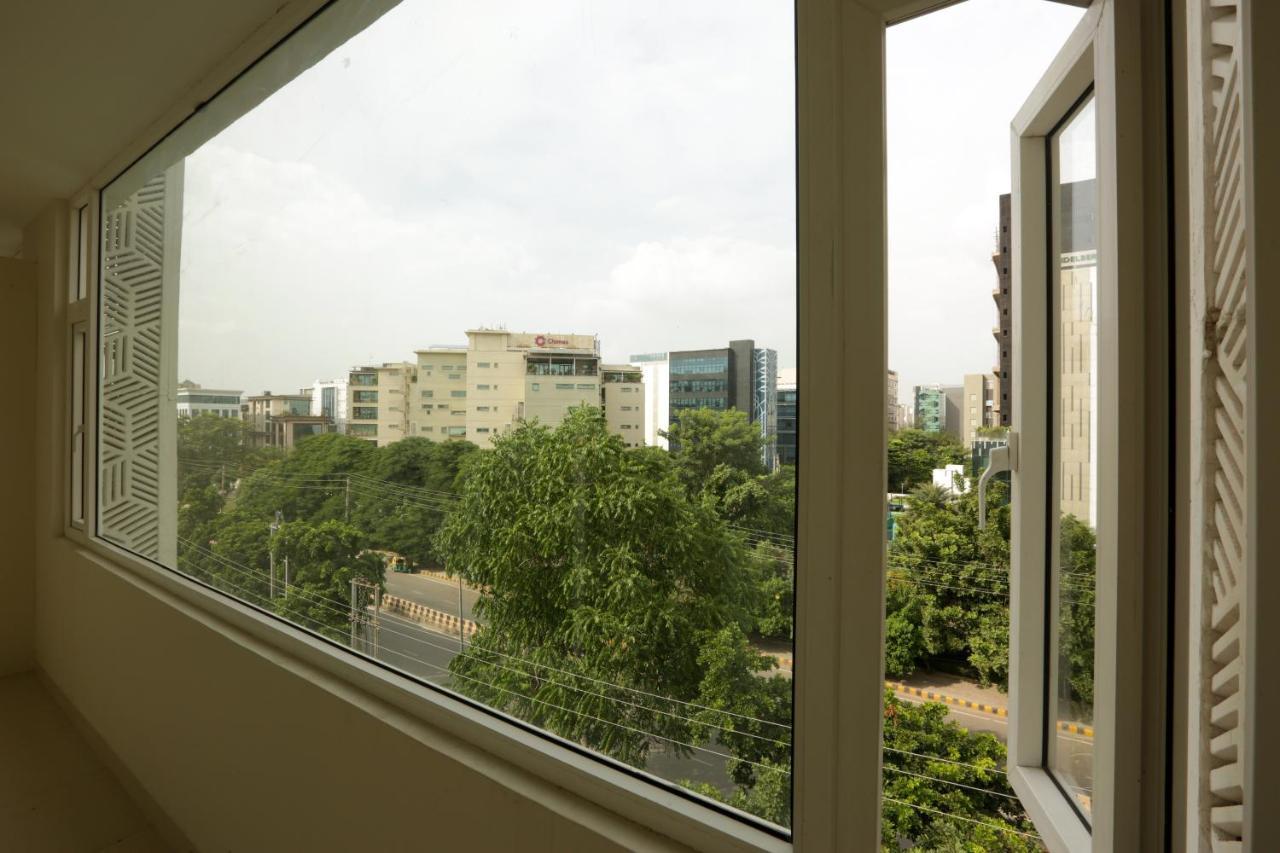 Hotel Sakura By Maps Gurgaon Esterno foto